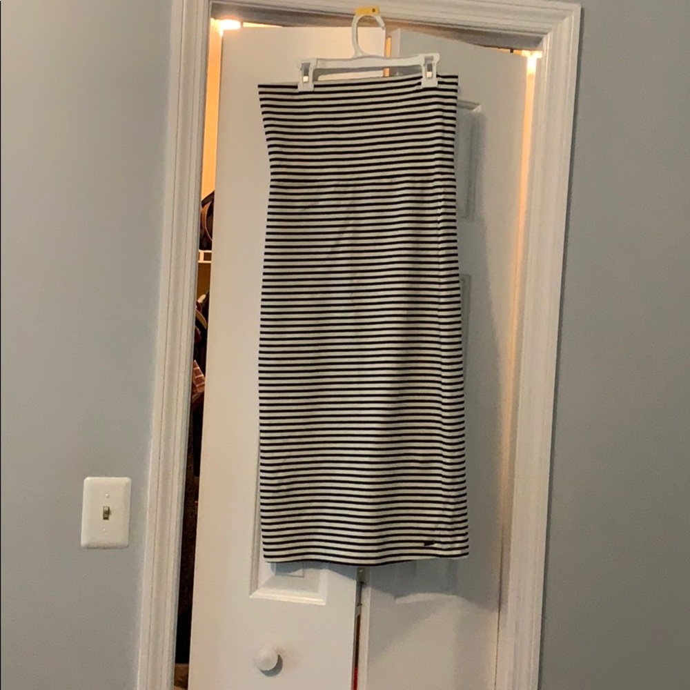 Roxy pencil skirt